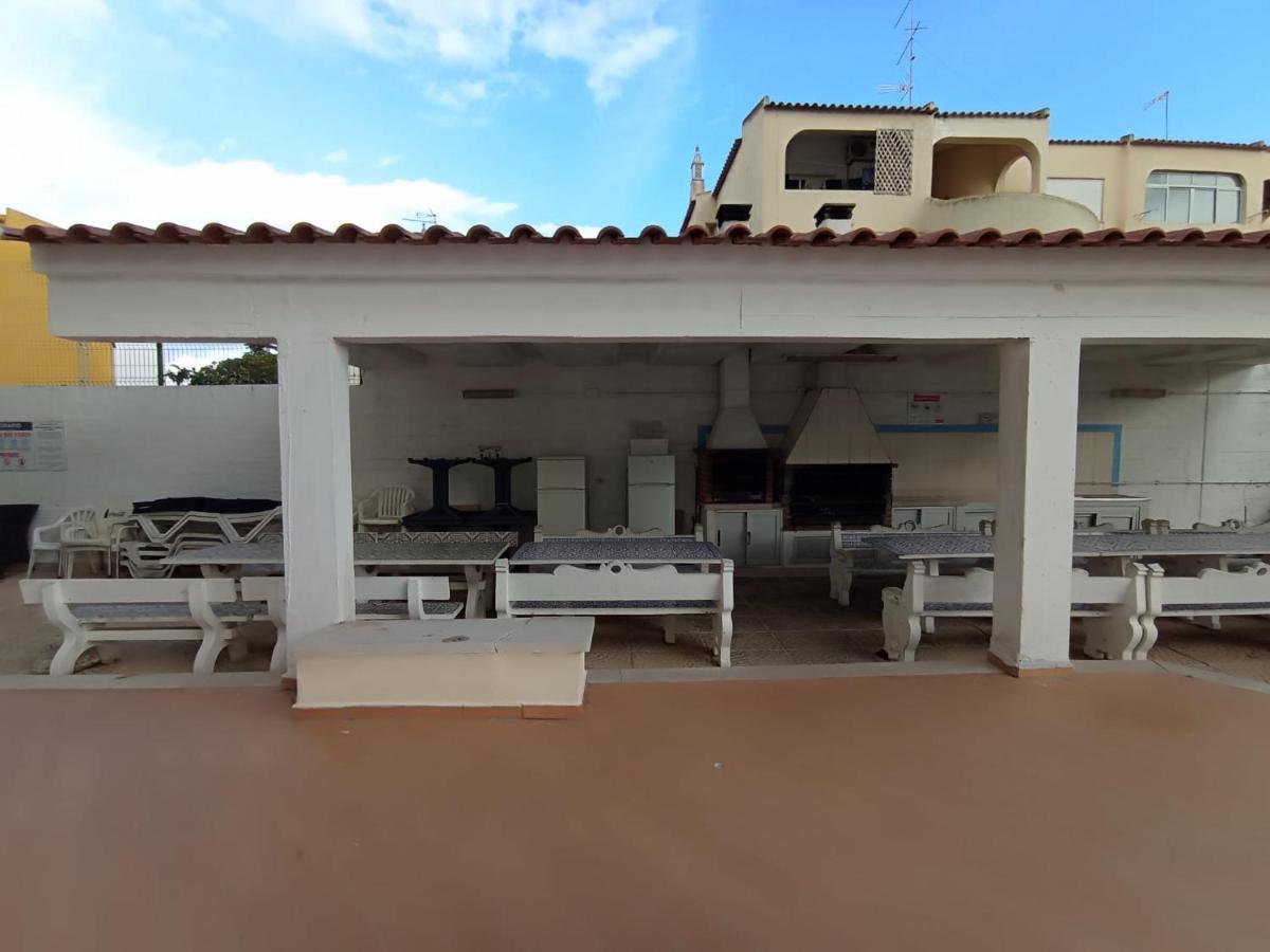 Love Shack Flat In Quarteira Center Екстер'єр фото
